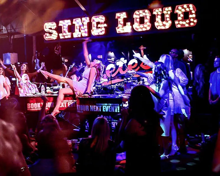 Pete's Dueling Piano Bar - Austin