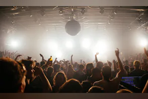 54 Dreamy Nights, Image 2