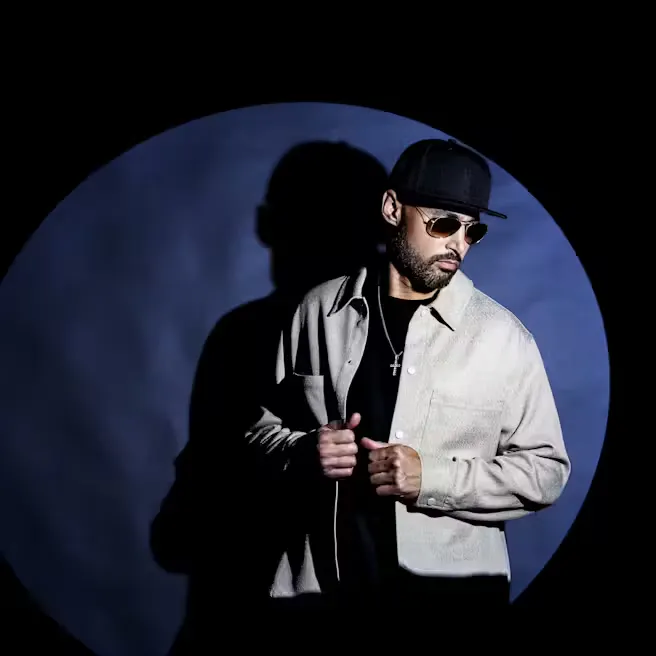 Spybar
