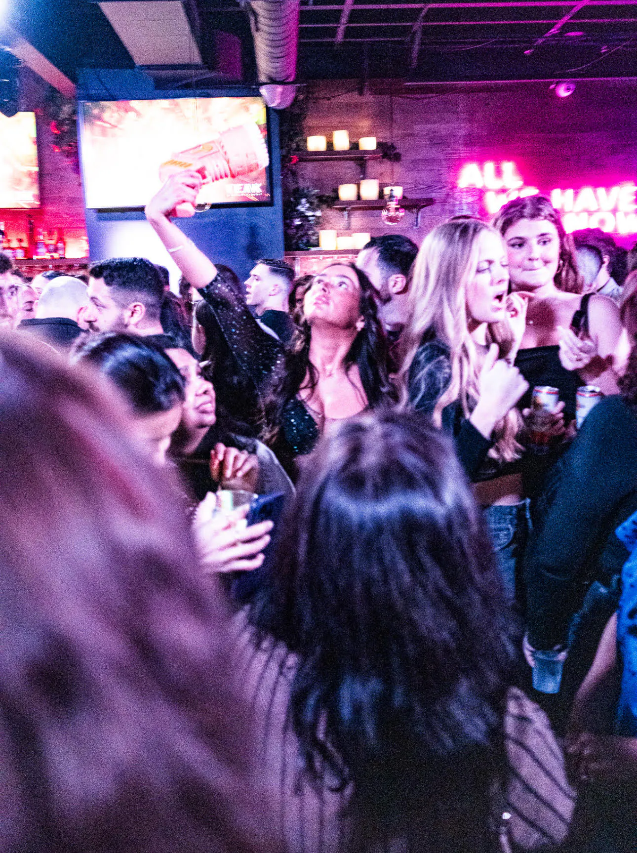 TEAK Restaurant & Bar, Image 4